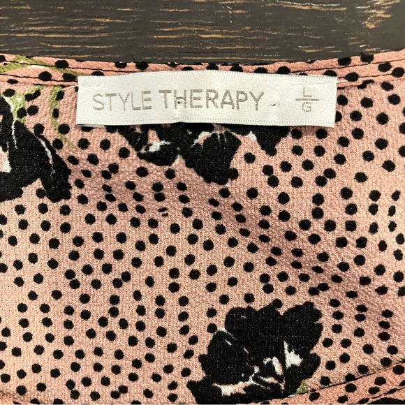 Style Therapy | Pink/Salmon long sleeve floral top - Picture 7 of 8